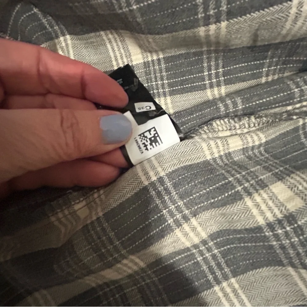 The North Face Gray Plaid Casual Shirt Women’s Size Medium